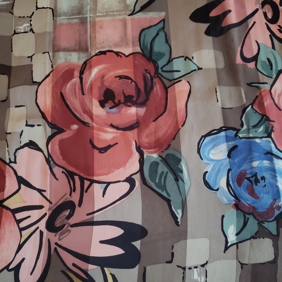 Vintage Elaine Gold floral scarf Apprix 35"x35" - Picture 3 of 5